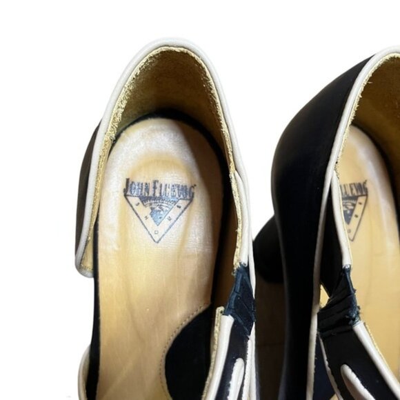 JOHN FLUEVOG Look Out ALLURE Asymmetrical Mary‎ Jane Shoes Women Size 8 - Picture 8 of 11